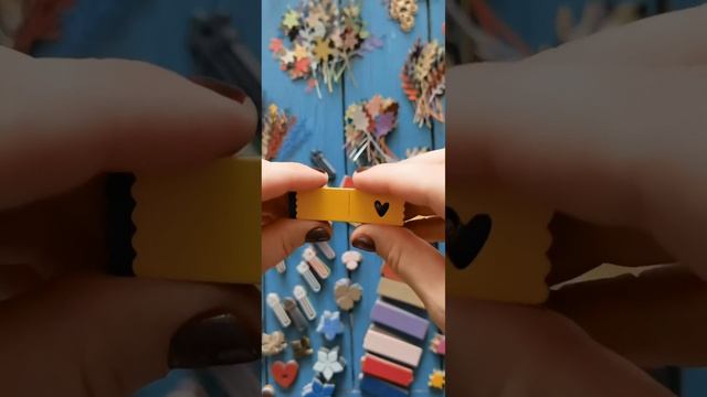 Разделители для блокнотов и ежедневников из дизайнерского картона.