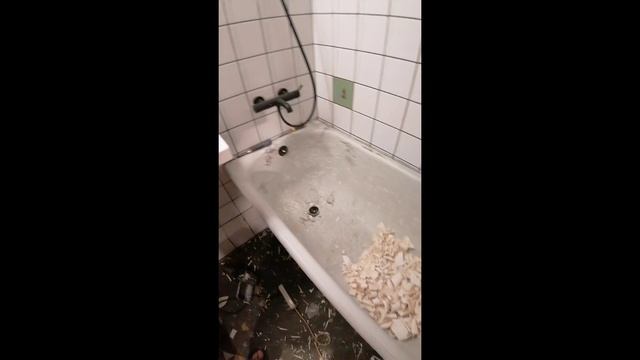 Реставрация ванны с монолитным примыкание