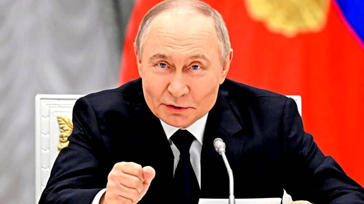 Путин заявил, что Украина должна вернуться к безъядерному внеблоковому статусу