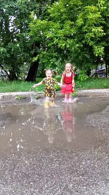 ДетствоНаДворе.mp4
