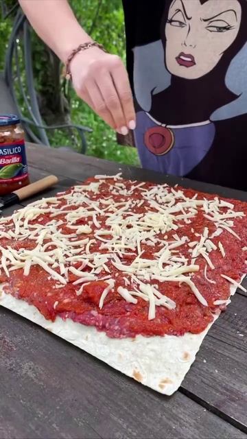 Рулетики на мангале.mp4