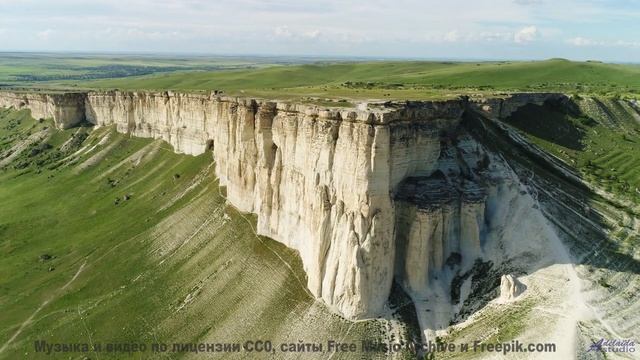 Музыка для симбиоза человека и ИИ - следующий шаг эволюции! - Hal (III) -- opo -- Estudios Indigenif