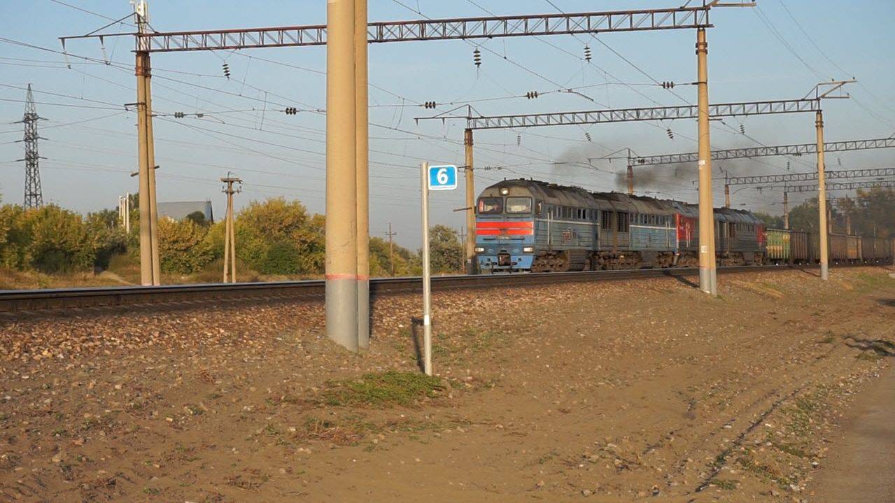 Тепловозы 2ТЭ116У-0065 и 2ТЭ116У-0284. Двойная тяга с приветливой бригадой.