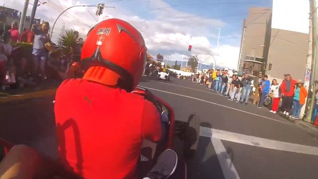 ГОНКИ С ГОРЫ НА САМОДЕЛЬНЫХ БОЛИДАХ