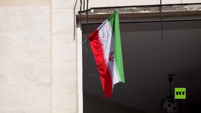 آثار الدمار على مبنى سكني في طهران زعم الجيش الإسرائيلي أنه استهدف فيه عالما نوويا إيرانيا