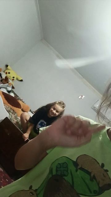 это дом,это мой друг, его зовут сатана 😈