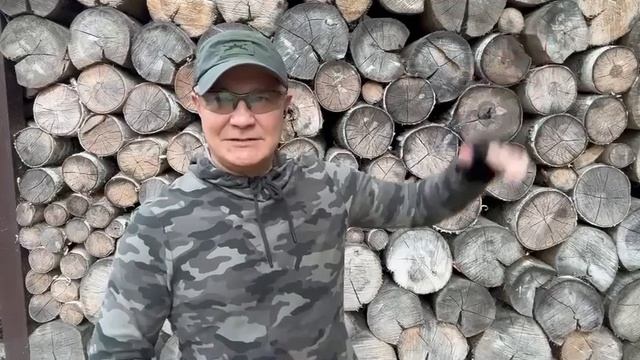 УДАЧА И УСПЕХ-
ДВА ПОНЯТИЯ, МЕЖДУ КОТОРЫМИ 
НЕ ПРОПАСТЬ,
МЕЖДУ НИМИ БЕЗДНА
НО КАЖДЫЙ ЧЕЛОВЕК МОЖЕТ..
