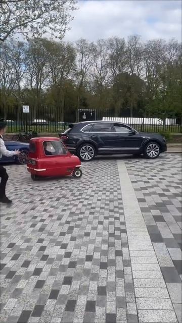 🚘 На работу ездить - то что нужно

Самый маленький серийный автомобиль в мире — Peel P50 из 1960-х.