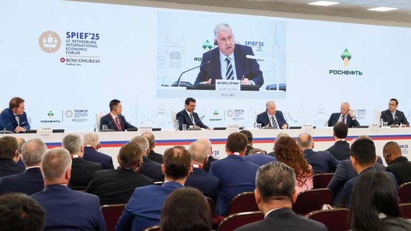 Сечин рассказал о росте потенциала Китая как экспортера энергии