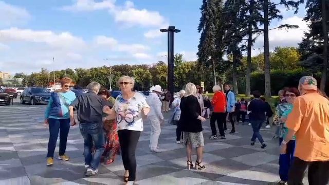 МЫ УЖЕ ПЕНСИОНЕРЫ ТАНЦЫ ХАРЬКОВ ИЮНЬ 2025