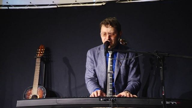 Александр Викулов - Can`t help fallin in love