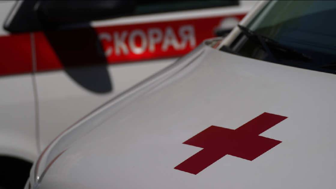 Два человека ранены при атаке дрона ВСУ на автомобиль в Горловке