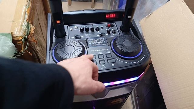 КОЛОНКА В МДФ КОРПУСЕ 10000 W 🔥2 Микрофона Радио Блютуз Аукс 🔥 Видеоотчет Нахабино ✅