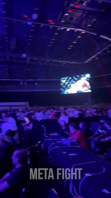 Арена в Баку ОПУСТЕЛА перед ГЛАВНЫМ боем на турнире UFC