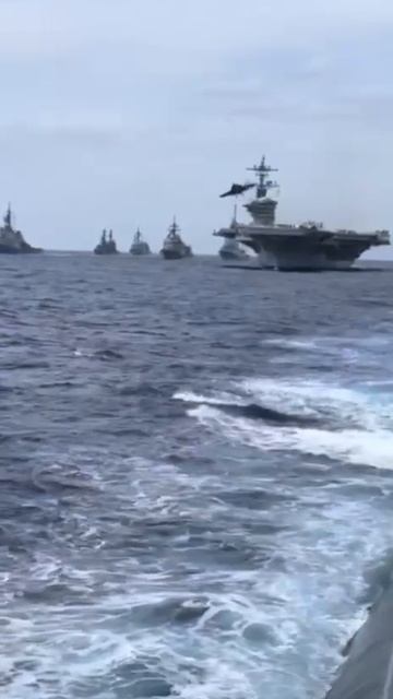 Начали появляться видео от военных США.