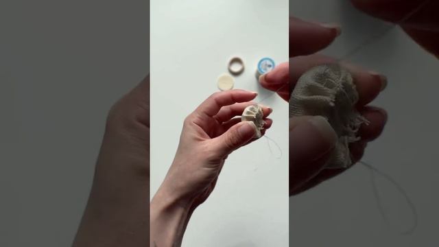 Вышитые резиночки для волос