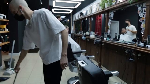 Тизер к фильму ＂Professional＂