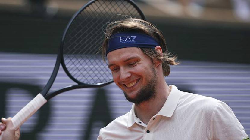 Теннисист Бублик обыграл Хачанова и вышел в финал турнира ATP в Германии