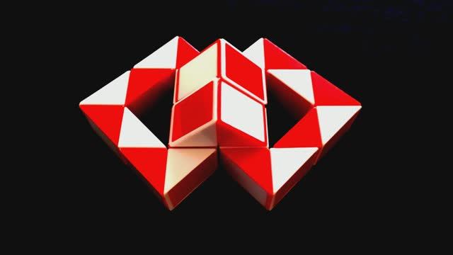 Фигура Безконечность из  змейки Рубика