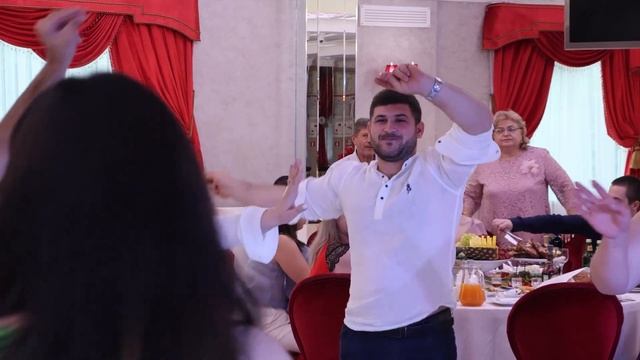 Свадебный видеооператор в Сочи Эконом пакеты для вашего бюджета 89183029665