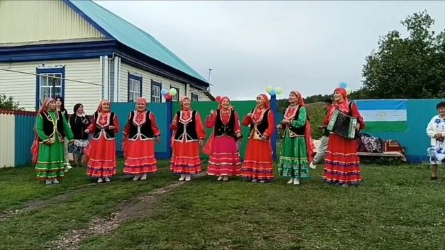 Башҡорт туйы, килен төшә