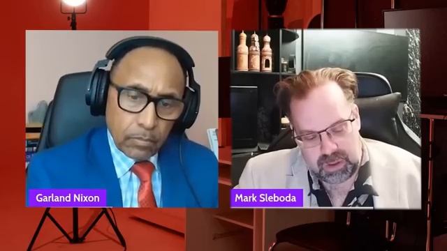 Марк Слебода: Россия наблюдает. Путин говорит. США отказываются от Украины