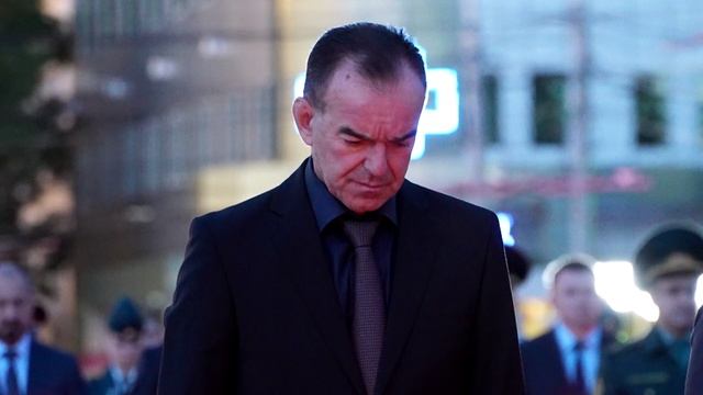Вениамин Кондратьев почтил память погибших в годы Великой Отечественной войны