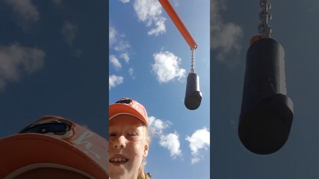 иду по деревне всё вам покажу