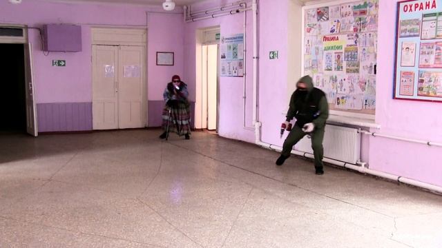 Родители ЛНР Лутугино Школа №2 2025