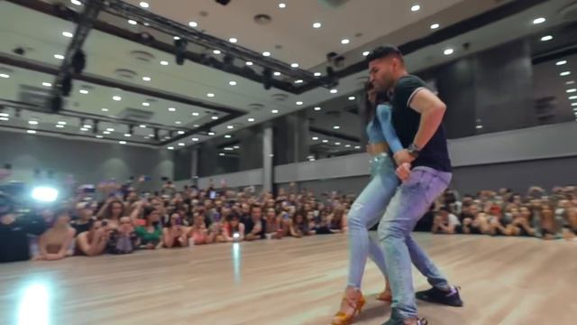 Marco y Sara bachata style , workshop en  ISTAMBUL  salsa congress