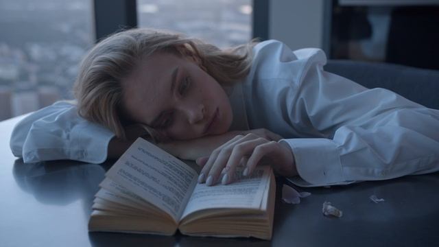 8588101-uhd_4096_2160_25fps