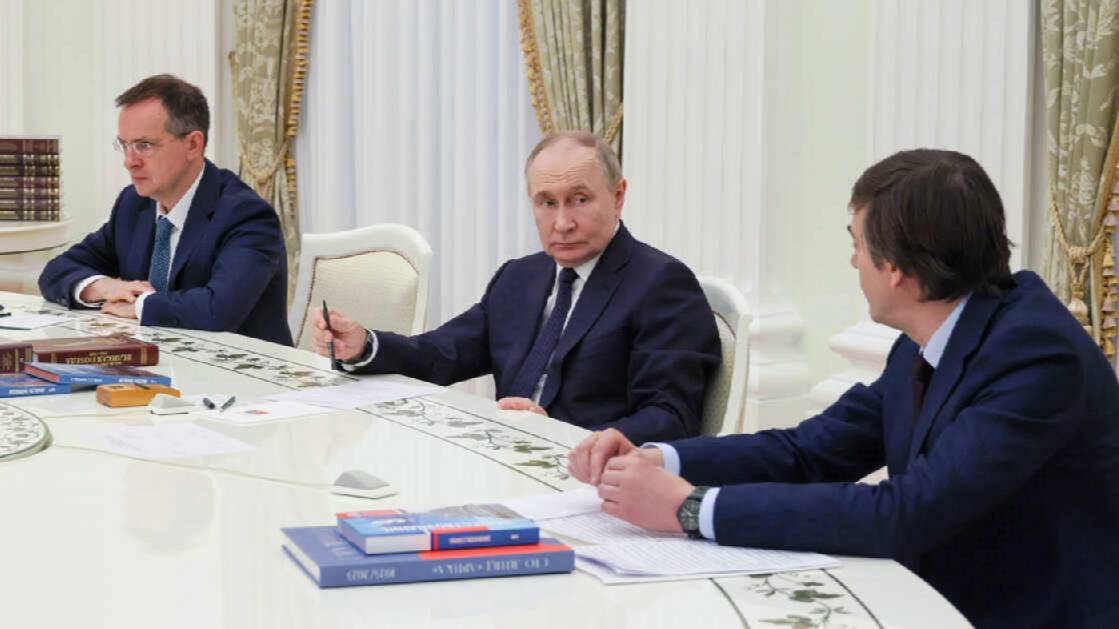 Путин отметил важность защиты истории Великой Отечественной войны