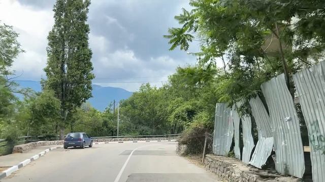 Ялта. От Володарского вверх по Сеченова,Достоевского,Красноармейской,Суворовской.15.06.25.Крым.Yalta
