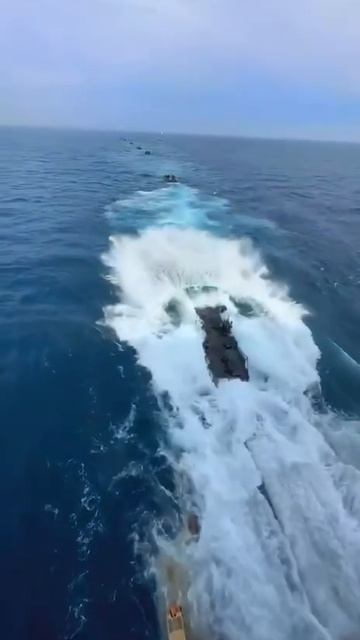 Начали появляться видео от военных США.