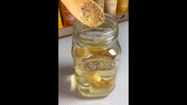 Просто офигенная заправка для овощных салатов