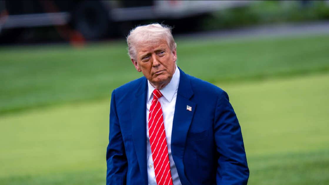 Трамп призвал отказаться от конгрессмена, осудившего удары США по Ирану