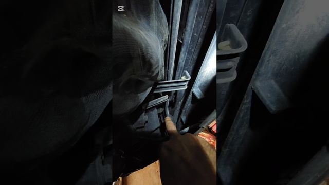 Как и зачем отключить радиатор охлаждения ГУР на автомобиле KIA Sorrento XM FL #авто24на7