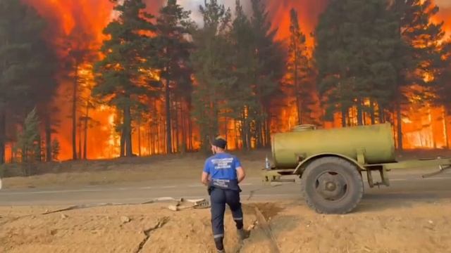 Сильнейшие лесные пожары охватили Забайкалье.