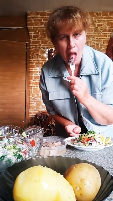 лучше селёдки только селёдка с картошкой в мундире