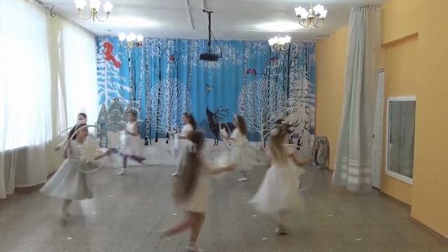 "Снежное кружево"  Танец.