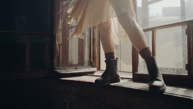 4733733-uhd_3840_2160_25fps