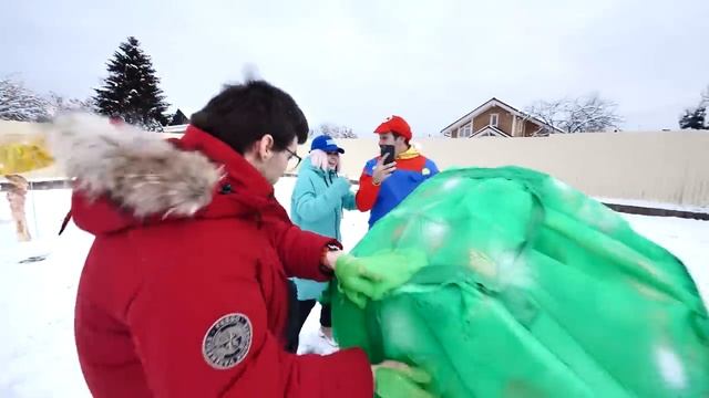 BRUNOШайлубхай за нашим окном!