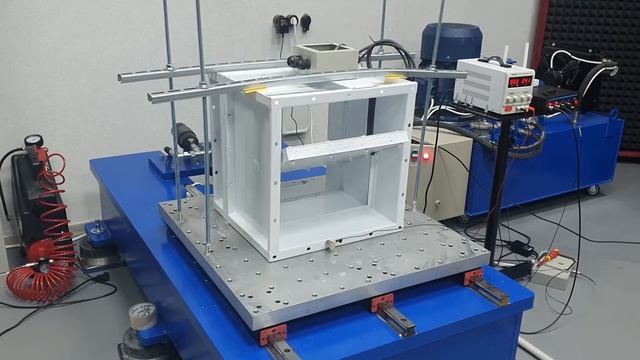 Испытания Клапана противопожарного на кратковременную вибрацию в диапазоне от 0,5 Гц до 200 Гц.