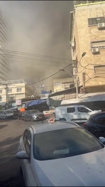 ⚡️🇮🇷🇮🇱 Иран выпустил около 20 ракет по Израилю, медицинские бригады выехали в 10 районов предпол