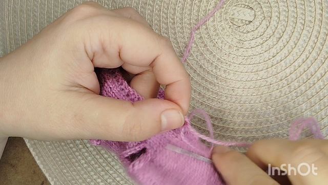 Как сделать петельку для одежки.
Для МК котик Сэммик и зайка Сэмма спицами