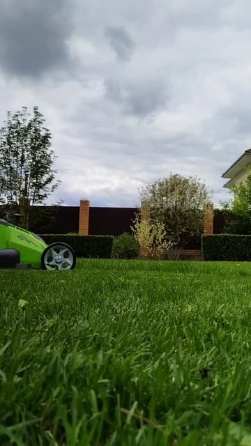 VID_20250622_203700_568.mp4