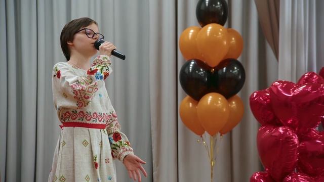 "Он Воскрес." София, 11 лет.
