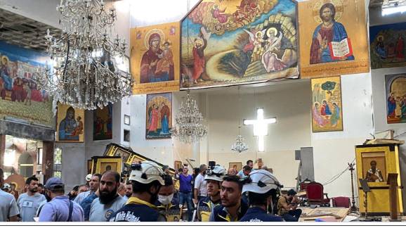 Более 20 человек погибли при теракте в церкви в Дамаске