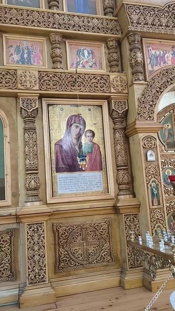 На Байкале. В Свято-Никольском храме, п. Листвянка. #tataanriпитер #поездканабайкал #храмыроссии