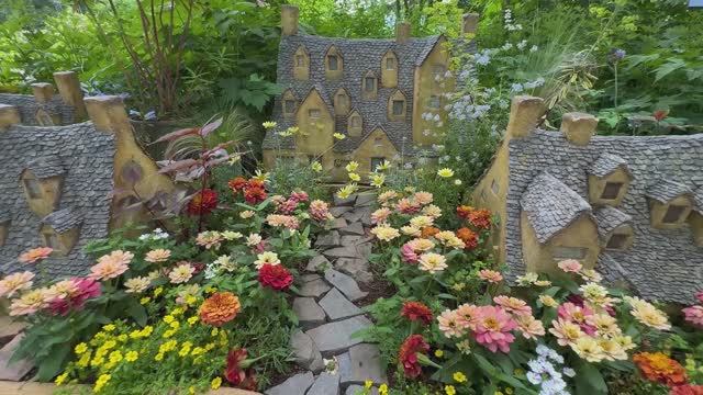 САДЫ ЯПОНИИ.РОЗОВЫЙ САД  Rosa Berry Tawada  Награда за выдающиеся достижения в саду 2025.